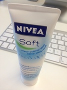 NIVEA SOFT 75ML - 4005808890576 - Bild zu einer Bewertung von Unbekannt am 15. Nov 2011