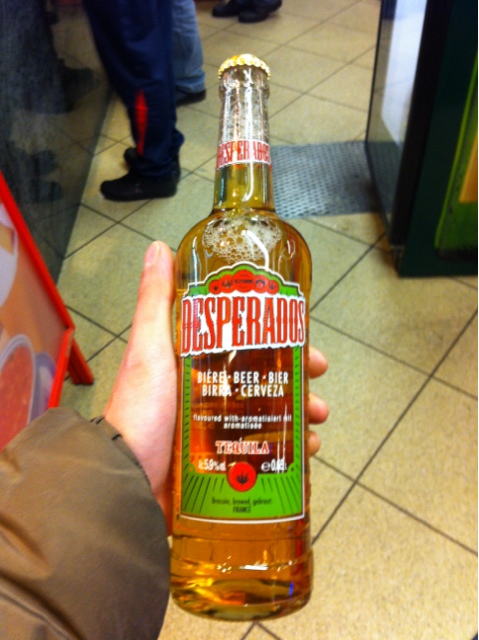 Desperados Bier - aromatisiert mit Tequila - 3155930006633 - Bild zu einer Bewertung von Enzo am 11. Mär 2012